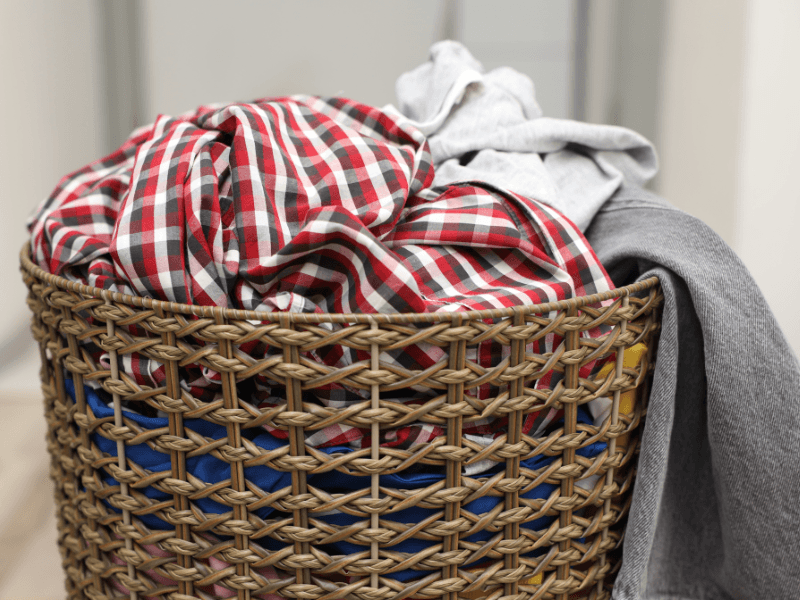 laundry hamper.png