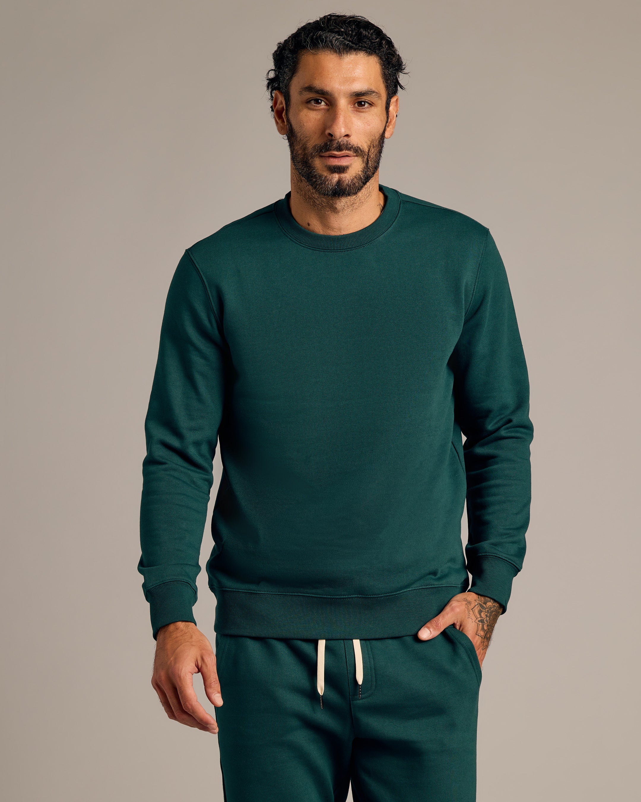 True Classic Emerald Green Fleece French Terry Pullover Crew Neck T-Shirt | Cotton Blend | Athletic Cut | Medium
