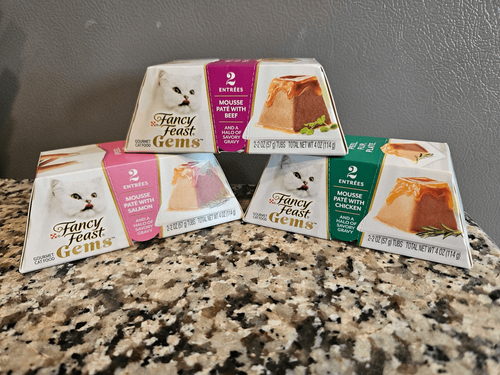 Purrfection Awaits: Treat Your Cat to Fancy Feast Gems and a Smart Litter Upgrade!